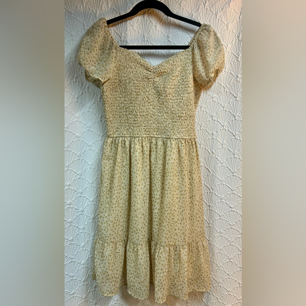 Jessica Simpson Medium Smocked Dress